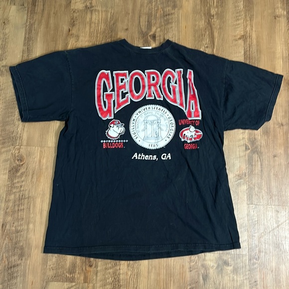 3/$20 UGA Georgia Bulldogs T-shirt - Picture 2 of 4